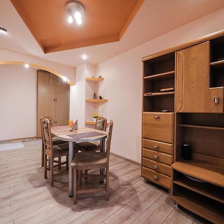 Luxury Ultracentral Curtea de Argeş Εξωτερικό φωτογραφία