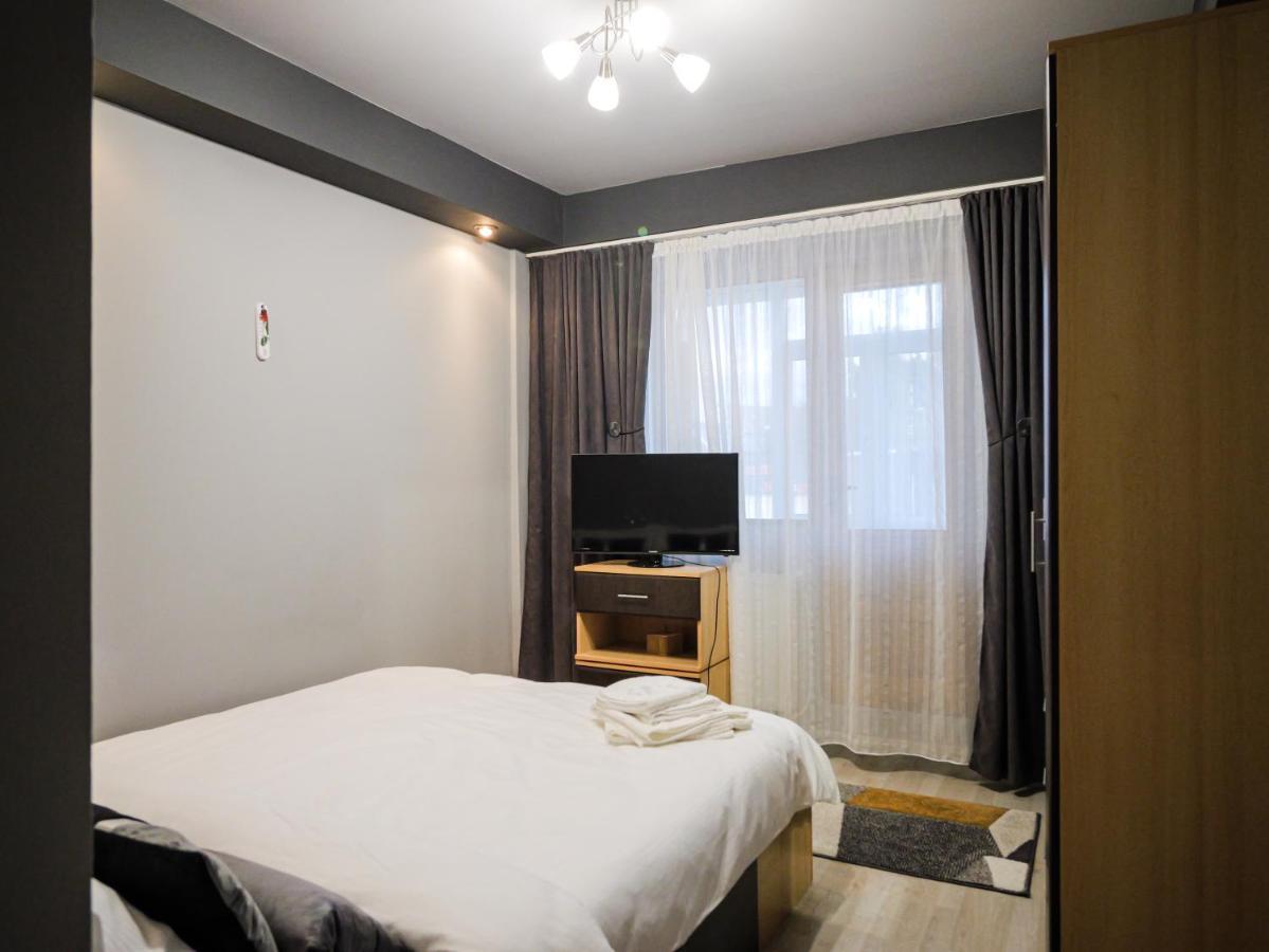 Luxury Ultracentral Curtea de Argeş Εξωτερικό φωτογραφία