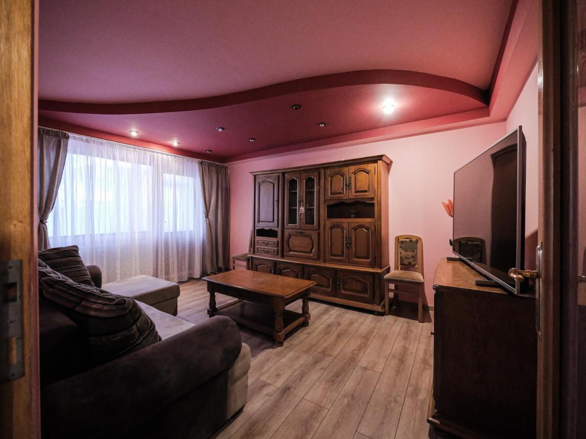 Luxury Ultracentral Curtea de Argeş Εξωτερικό φωτογραφία
